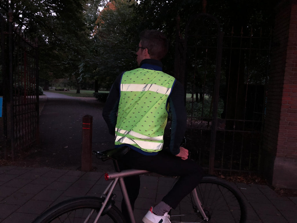 gilet de sécurité vélo enfant adulte go fluo bruxelles belgique fiets veiligheidsvest voor volwassenen kinderen go fluo brussels belgium